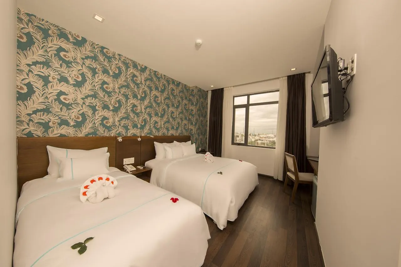 Le Manoir Hotel 3*, Da Nang Vietnam