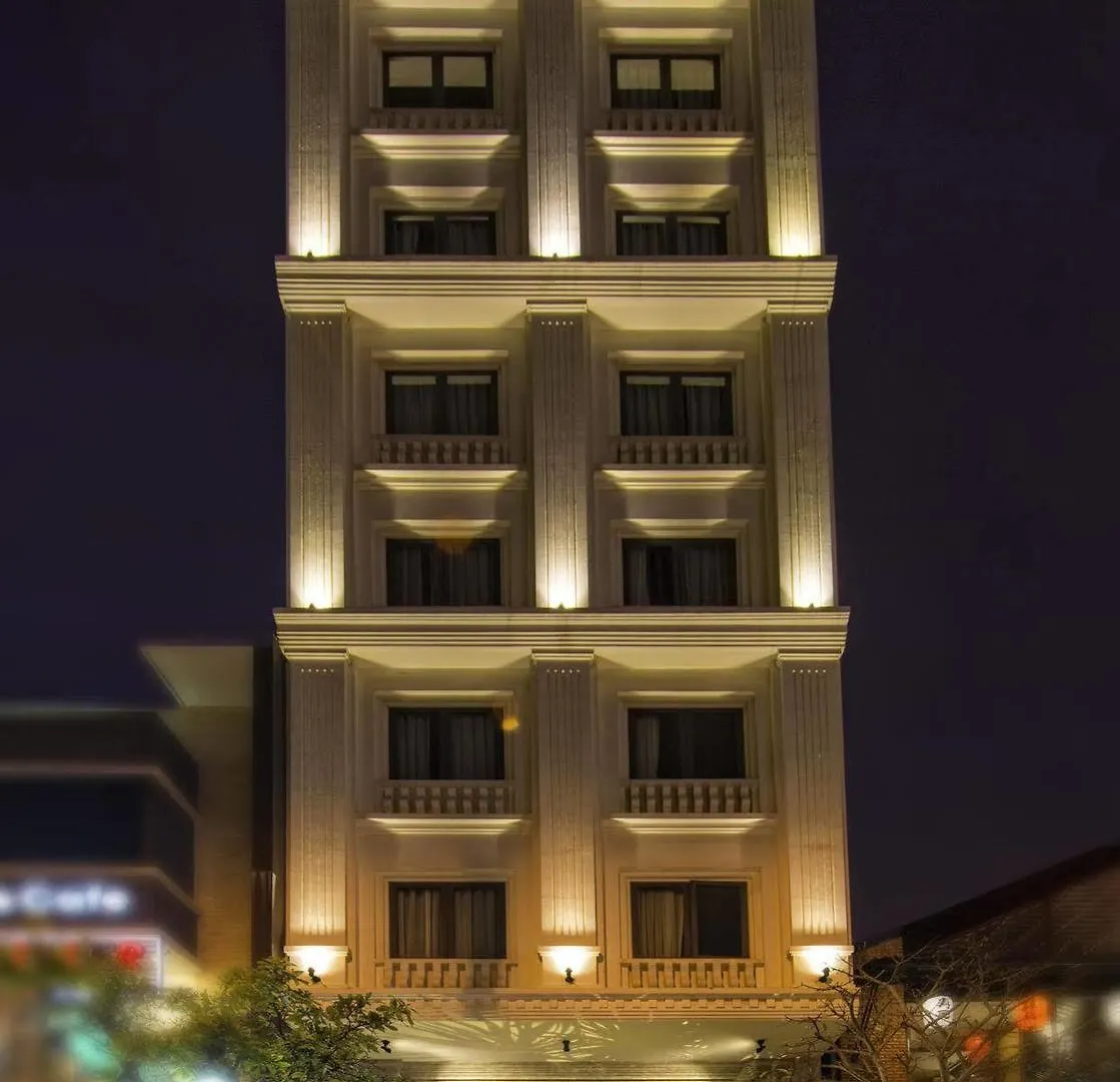 Le Manoir Hotel 3*, Da Nang
