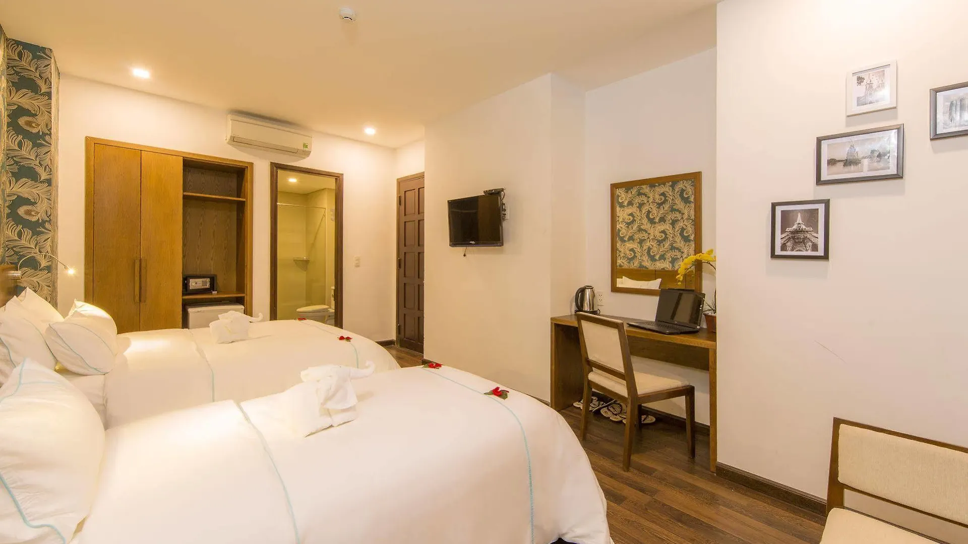 Le Manoir Hotel 3*, Da Nang Vietnam